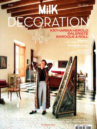 Milk Decoration